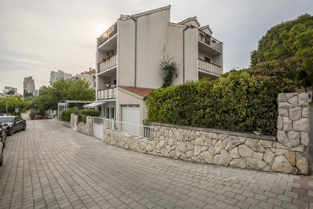 Lusea Apartments Spalato Esterno foto